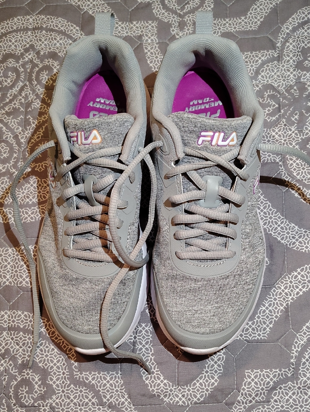 FILA Women's Light Gray Athletic Sneakers